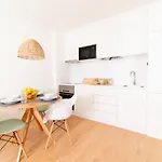 Ourique Prime Apartment *