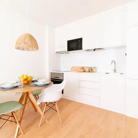 Monsanto Hill House - No. 565 1e Апартаменты *